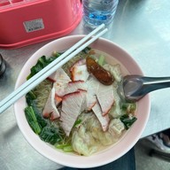 เมนูของร้าน @ก๋วยจั๊บรามอินทรา66