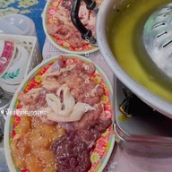 น้องจินหมูกะทะ