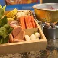 ซวงตี้ ชาบูหม่าล่า  สายด่วนซื้อกลับบ้าน xiongdi hot pot spicy