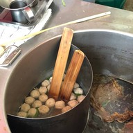 บรรยากาศ สมพร ราชวัตร ก๋วยเตี๋ยวเนื้อ