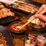 Otaro Izakaya ทาวน์ อิน ทาวน์