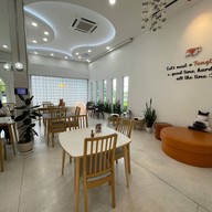 Tungtong cafe’ coffee and milk by rapeeleart wittaya