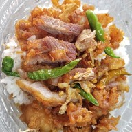 หมูทอดบ้านแม่หน่อย