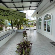 Tungtong cafe’ coffee and milk by rapeeleart wittaya