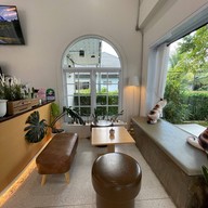 Tungtong cafe’ coffee and milk by rapeeleart wittaya