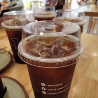 เมนูของร้าน กาแฟ 10 Tenslash coffee corner  เท็นสแลชคาเฟ่ นครปฐม