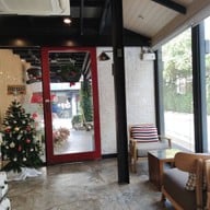 บรรยากาศ Sevendays cafe & bakehouse ประชาชื่น