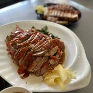 เมนูของร้าน ห้องอาหารกิ๊ดกี่ สูตรกวางตุ้งแท้ เปิดมานานกว่า 60 ปี