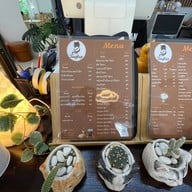 Tungtong cafe’ coffee and milk by rapeeleart wittaya