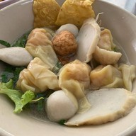 เจ๊อ้วนเย็นตาโฟ เจ๊อ้วนเย็นตาโฟ