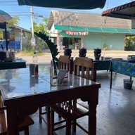 ร้านกันเองขนมจีนบุฟเฟ่ต์อิ่มไม่อั้น