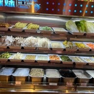 ฮอ็ตเกิล หม่าล่าทั่ง Hot Girl สยามสแควร์วัน