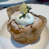 เมนูของร้าน Mika Pâtisserie Emquartier ชั้น 4 ข้างโรงหนัง