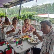ครัวหินตั้ง