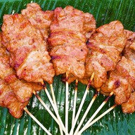 หมูปิ้งอร่อยก่อนดัง...หมูปิ้งดั้งเดิม หมูปิ้งกะทิ ร่มเกล้า