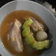 บ้านชายน้ำ