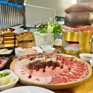 บ้านไร่ แจ่วฮ้อน พานทอง