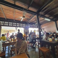 บรรยากาศ เฮียตี๋ ก๋วยเตี๋ยวเป็ด