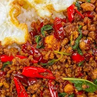 ผัดกระเพรา บ้านสวน by PK อ่างทอง