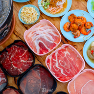 Stone Grill ปิ้งย่างหินร้อน