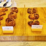 La Cabra Ari Ari at Vanit Village