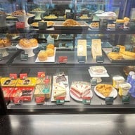 Starbucks MRT พหลโยธิน (ทางออก 2/3/4)