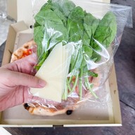 Vesuvio Pizza Bangkok สุขุมวิท 8