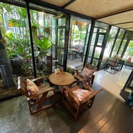 บรรยากาศ Brioche coffee & bakery (บริโอเช่ เบอเกอรี่)
