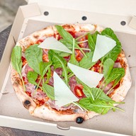 Vesuvio Pizza Bangkok สุขุมวิท 8