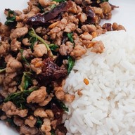 เรื่องของ กะเพราพริกแห้ง สาขาโคราช