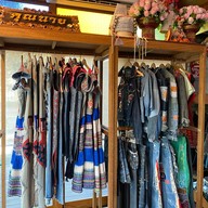 Khunnai Gallery สันป่าตอง