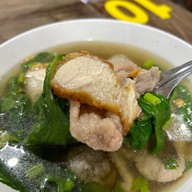 เกาเหลาเลือดหมู เฮียต้น เกาเหลานายกุ้ง