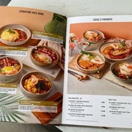 Blanc Café & Eatery