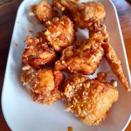 เมนูของร้าน เจ๊ปูครกระเบิด ส้มตำร้อยล้าน น้ำตกไทรโยคน้อย