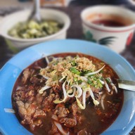 ร้านน้ำเงี้ยวลุงหมาน หนองบัวเชียงราย