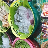 ตำ ยำ ร้านไดโนเสาร์