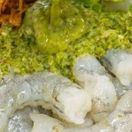 MUST.HAVE :  matcha coffee