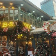 บรรยากาศ B-story Cafe'