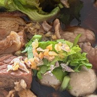 เนื้อตุ๋นคุณชาร์ม หมู่บ้านวราบดินทร์ ลำลูกกาคลองห้า บ้านเลขที่ 69/476 โซน 5 ซอย 5 ต.บึงคำพร้อย อ.ลำลูกกา จ.ปทุมธานี 12150