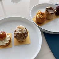 เมนูของร้าน The Lobby Lounge Regent Hong Kong