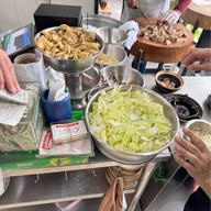 อ้วนบะกุ๊ดเต๋ ประชานิเวศน์