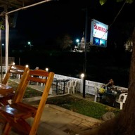เมนูของร้าน สวนอาหารริมคลอง