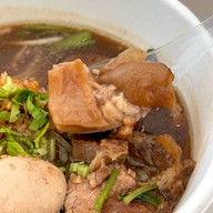 เมนูของร้าน เกตุโอชา ก๋วยเตี๋ยวเนื้อ สวนหลวง