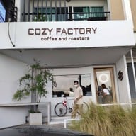 Cozy Factory Coffee & Roaster สวนเสือศรีราชา
