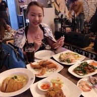 7th Street bar&bistro เมกา บางนา