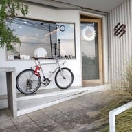 Cozy Factory Coffee & Roaster สวนเสือศรีราชา