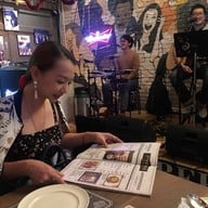 7th Street bar&bistro เมกา บางนา