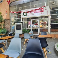 บรรยากาศ Trailer Coffee Suriwong Book Center