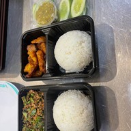 Lotus's Eats ลาดพร้าว