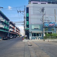 หน้าร้าน charm coffee ตลิ่งชัน